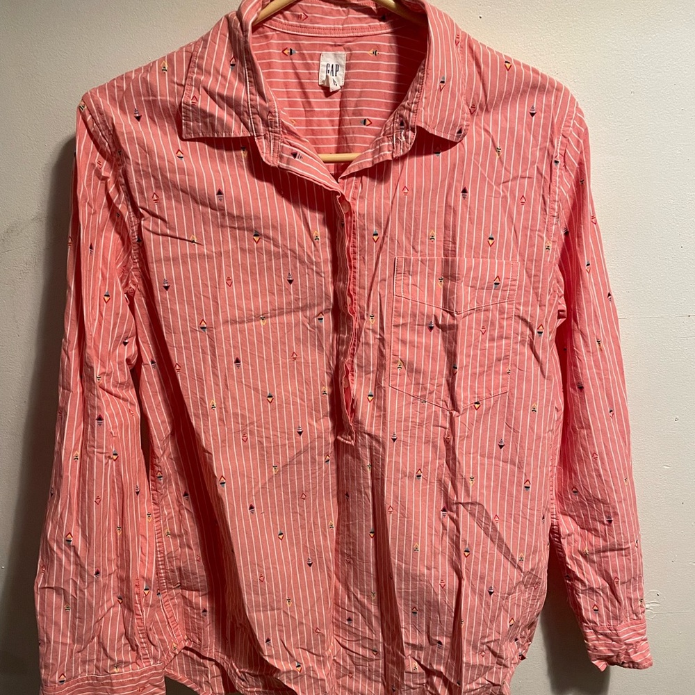 The Gap button up Shirt